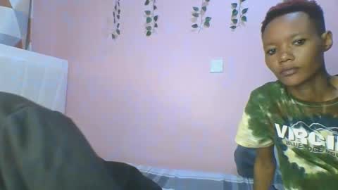 Snapshot of messyluna chatting on March 2026 04:00:01 PM meggy and bree online show from March 2026 04:00:01 PM