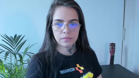 Snapshot of meurief chatting on May 2026 03:30:02 PM Meurif online show from May 2026 03:30:02 PM
