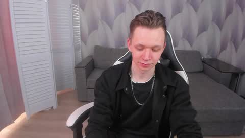 MEVERIK OUSHEN online show from April 2026 12:53:02 PM