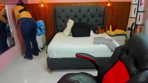 meylagia online show from April 2026 03:09:02 AM