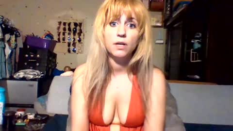 Snapshot of mezzy69 chatting on July 2026 10:19:01 AM mezzy69 online show from July 2026 10:19:01 AM