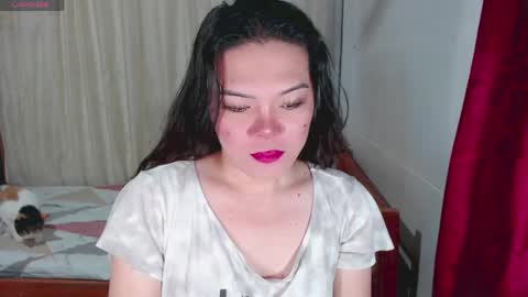 Snapshot of mhay_khalifa chatting on May 2026 10:11:02 PM MHAY online show from May 2026 10:11:02 PM
