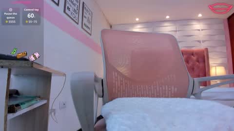 Snapshot of mhellissaw chatting on January 2026 04:59:01 AM melissa online show from January 2026 04:59:01 AM