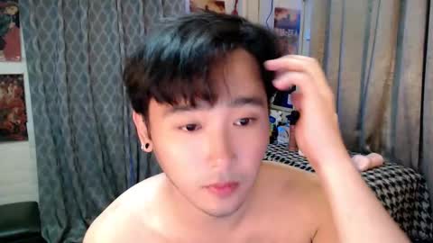 Mhikael online show from January 2026 07:06:02 PM