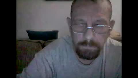 mhitch924 online show from March 2026 01:47:01 AM