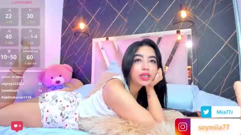 Mia online show from March 2026 05:08:02 AM