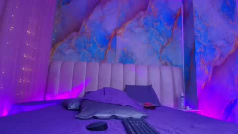 Emi online show from February 2026 07:29:02 PM