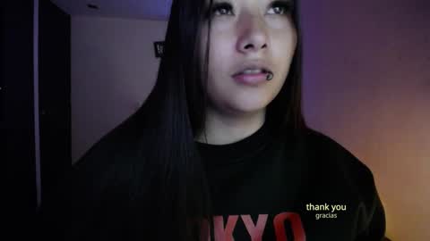 Snapshot of mia_112022 chatting on February 2025 05:37:01 PM Mia zoe online show from February 2025 05:37:01 PM