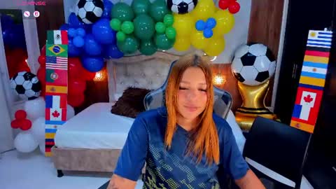 Snapshot of mia_18v chatting on June 2026 02:24:02 AM Violett online show from June 2026 02:24:02 AM