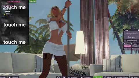 Mia online show from November 2025 09:47:01 PM