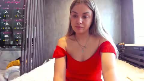 Mia online show from June 2026 03:33:02 AM