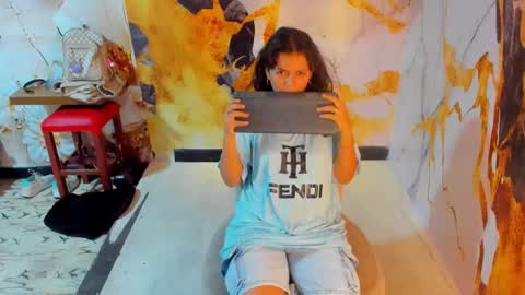 Snapshot of mia_bella18 chatting on January 2026 07:08:02 PM Mia online show from January 2026 07:08:02 PM