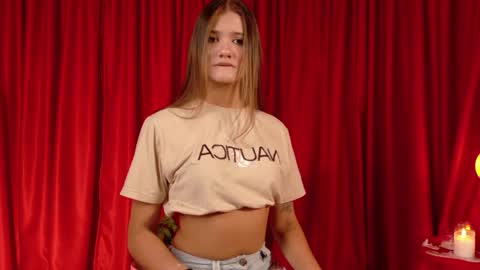 Mia Benett  online show from April 2026 12:42:02 AM