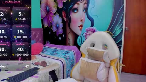 Mia online show from February 2025 09:04:02 PM