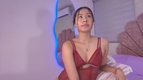 Mia  online show from July 2026 03:35:02 AM