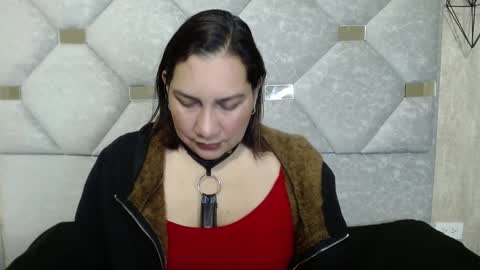 Snapshot of mia_coral1 chatting on April 2026 01:17:01 AM Mia online show from April 2026 01:17:01 AM