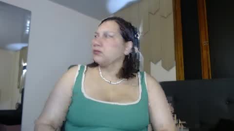 Snapshot of mia_coral1 chatting on April 2026 01:22:02 AM Mia online show from April 2026 01:22:02 AM