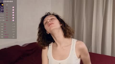 Mia  online show from February 2025 01:37:01 PM