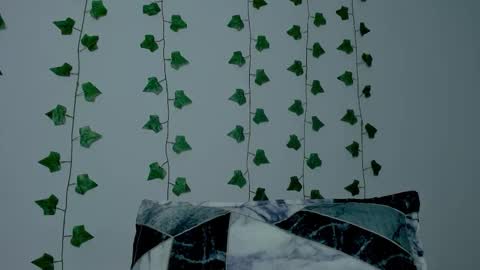 MIA online show from November 2025 10:10:02 PM