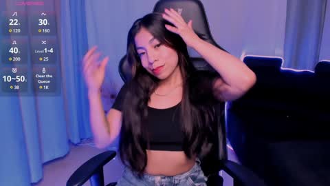 Mia online show from January 2025 01:09:01 PM