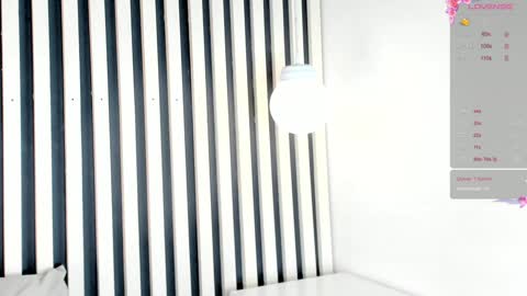 Snapshot of mia_holson chatting on December 2024 02:57:02 PM I am Mia online show from December 2024 02:57:02 PM