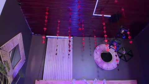 Val  online show from December 2025 11:48:01 AM