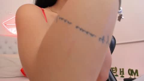    online show from February 2025 12:27:02 PM