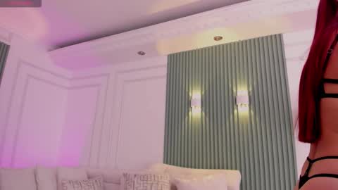 Mia Lane online show from March 2026 07:33:01 PM