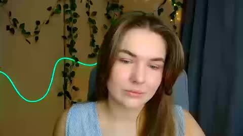 mia_lemm online show from March 2026 08:20:02 AM