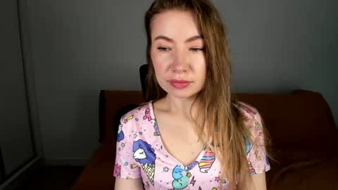 Snapshot of mia_luxx92 chatting on June 2026 06:26:01 AM Mia online show from June 2026 06:26:01 AM