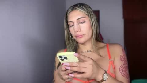 Snapshot of mia_mattel chatting on May 2026 07:35:02 AM 333 online show from May 2026 07:35:02 AM