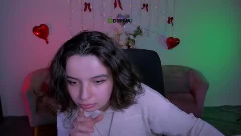 Snapshot of mia_mooon_ chatting on April 2026 09:47:01 AM mia_mooon_ online show from April 2026 09:47:01 AM