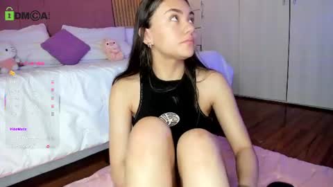 Snapshot of mia_nevaeh chatting on June 2026 08:31:02 PM Mia Nevaeh - follow me online show from June 2026 08:31:02 PM