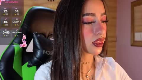 MIA online show from November 2025 01:44:02 PM