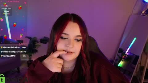 Mia online show from April 2026 04:46:01 AM