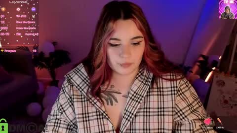Snapshot of mia_r0ss chatting on June 2026 01:10:02 AM Mia online show from June 2026 01:10:02 AM