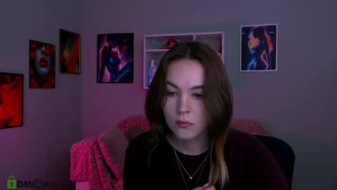 mia online show from April 2026 09:35:02 AM