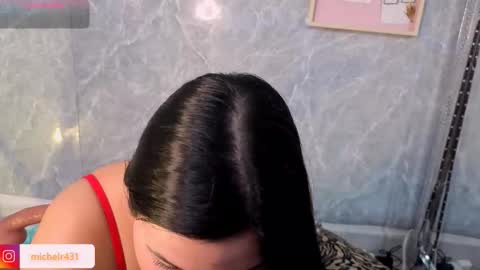 mia reys online show from April 2026 01:38:02 PM