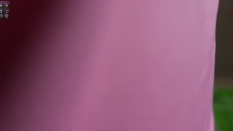 Snapshot of mia_rosalie chatting on June 2026 04:44:01 PM mia_rosalie online show from June 2026 04:44:01 PM