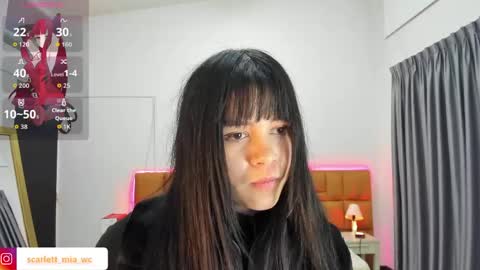 Snapshot of mia_rousseau chatting on May 2026 03:44:01 AM MIA online show from May 2026 03:44:01 AM