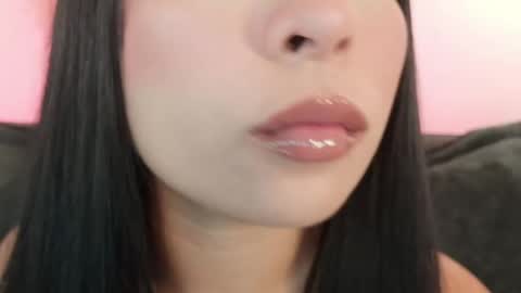 Snapshot of mia_roux1 chatting on May 2026 11:35:02 PM Mia online show from May 2026 11:35:02 PM