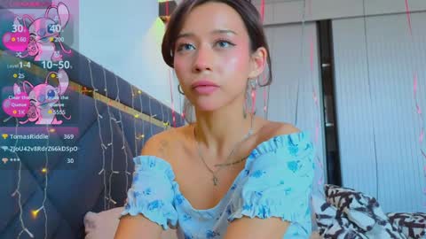 Mia online show from January 2025 09:52:02 AM