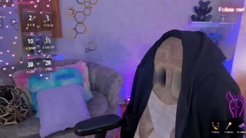 Snapshot of mia_smoke_ chatting on June 2026 05:02:02 PM Mia online show from June 2026 05:02:02 PM