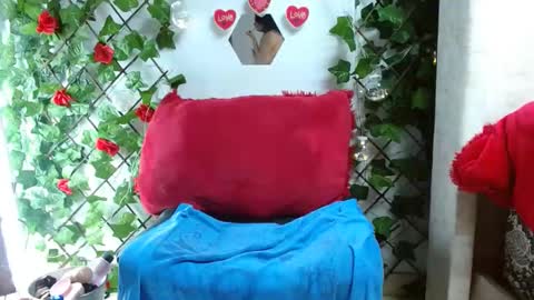 Mia squirt big INDEPENDENT MODEL...ONLYFANS  online show from January 2025 08:00:01 AM