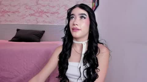 mia_velveet online show from May 2026 07:33:01 PM