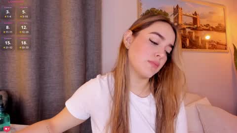 Mia White  online show from January 2025 12:37:01 PM