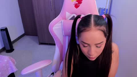 mia  nicolle online show from February 2025 02:17:02 AM