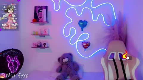 Snapshot of miaa_foxx_ chatting on February 2025 12:25:01 AM Mia online show from February 2025 12:25:01 AM
