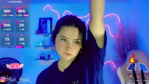 Snapshot of miaa_foxx_ chatting on March 2025 05:09:01 AM Mia online show from March 2025 05:09:01 AM