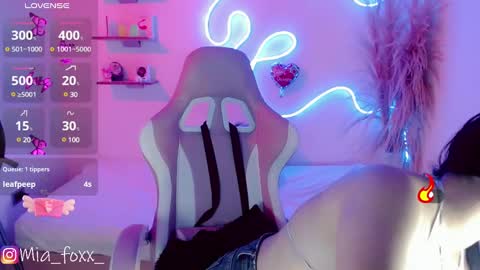 Snapshot of miaa_foxx_ chatting on March 2025 09:22:01 PM Mia online show from March 2025 09:22:01 PM